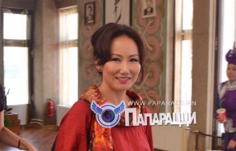 Хийлч Дээгий хөл хүнд анх удаа