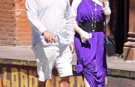 Мэрай Кэригээс нөхөр нь яагаад салсныг хадам эцэг нь дэлгэжээ