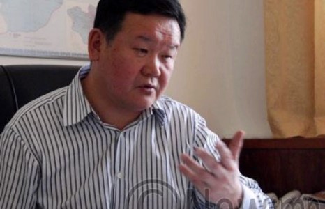 О.Чулуунбат Сангийн яамыг удирдана гэв үү?