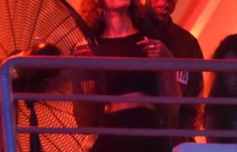 ЖЭЙ ЗИ, БЕЙОНСЕ ХОЁР ОДОО Ч ХАЛУУХНААРАА