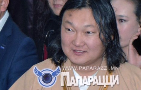 Голомт залгах хүүтэй болсон дуучин С.Жавхлан