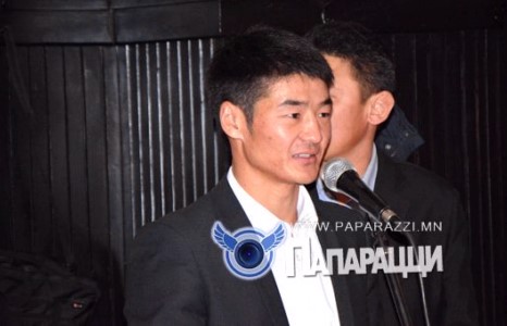 Аваргыг дарж аварга болдог юм