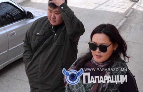 Жүжигчин Ундармаад уйтгартай хэцүү байна