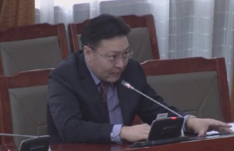 Сайханбилэг шиг сайд Америкт байсан бол 100 дахин огцорчихсон байгаа