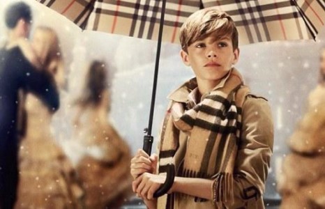 Бекхэмийн хүү Burberry-гийн нүүр царай болов