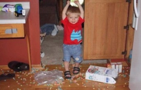 Гэртээ ганцаараа