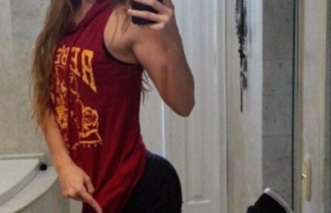 Фитнес-модель Анелла Сангра