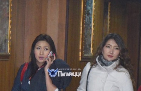 Мөрөөдлийн театрын нүүр царай болсон бүсгүйчүүд