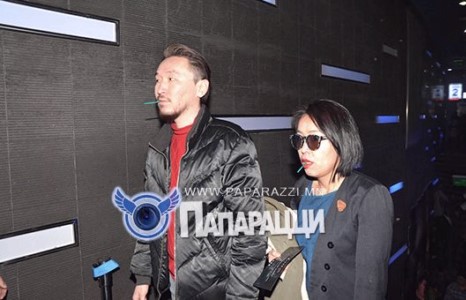 А.Тэмүүлэн гэргийн хамт киноны нээлтэд зочлов