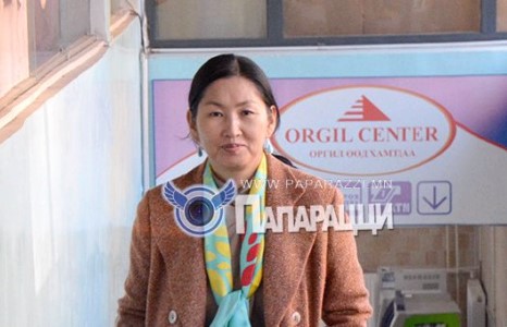 Ц.Оюунгэрэл  “шоппинг” хийв