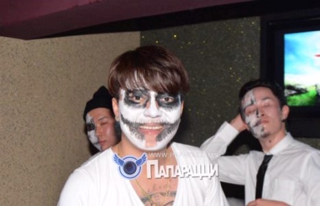 Мундаг менежменттэй залуу