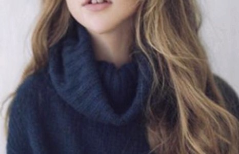 Есөн настай супер модель охин