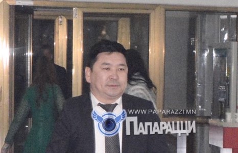 Ноён Quiza-д даргын суудал зохиж байна