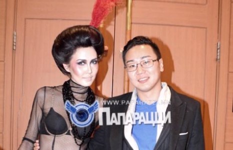 Топ модель Ариунбилэгийн шинэ амраг хардаж, зодож байна гэнэ үү?