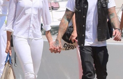 Олон жил ганц бие явсан Камерон Диаз өнөөдөр хуримаа хийнэ