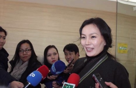Жүжигчин Р.Анхнямыг сайд хүлээн авч талархал илэрхийллээ