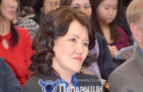 Л.Эрдэнэчимэг гишүүнийн муу ёртой бэлэг