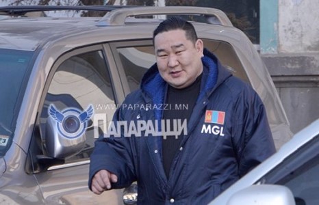 Хоншоортой эр хүн