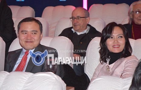 Л.Гантөмөр сайдын сэхээтэн гэр бүл