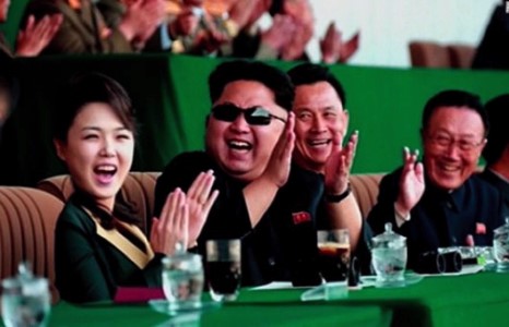 Ким Жон Уны гэргий олны өмнө ил гарлаа