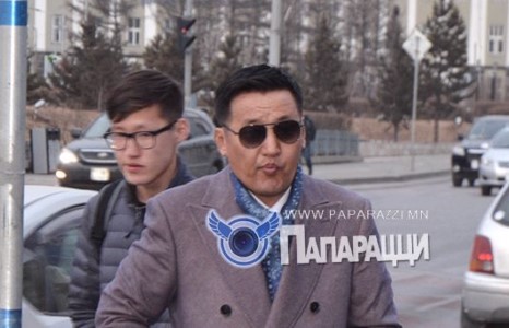 Баян хүний балаг их