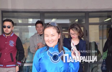 Нийтийн дууны эрос хатагтай Номио