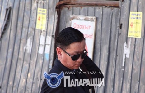 Амьдрал дээрээ архи уудаггүй ”архичин”