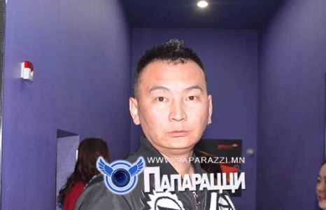 Хамгийн боловсон жүжигчин гэнэ шүү