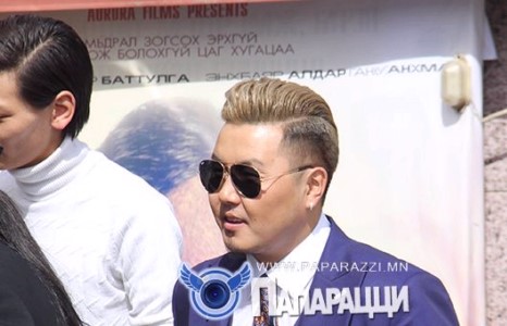 Хар сувдны эрэлд гарсан Баяраа