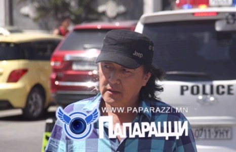 Уран гартан О.Бат-Өлзий