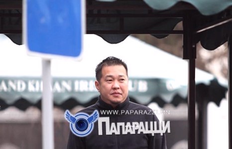 Мундаг хөдөлмөрч залуу 