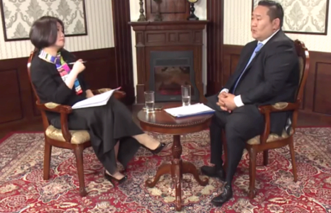 Цензургүй яриа нэвтрүүлэгт Д.ДАГВАДОРЖ оролцож цензургүй яриа өглөө