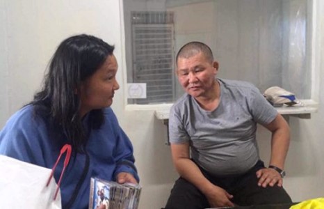 С.Жавхлан Ц.Мөнхбаярыг эргэжээ