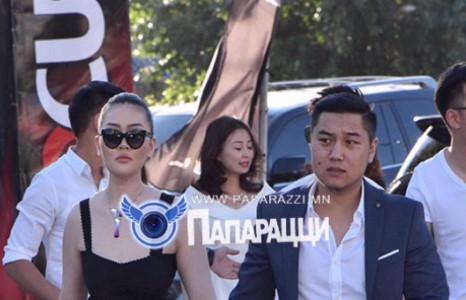 Н.Алтанхуягийн ”дагавар” охин найз залуутай болжээ