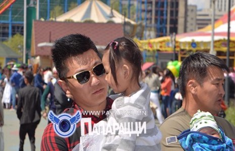 “Мөнхийн реп” хамтлагийн Мийгаагийн эхнэр анх удаа