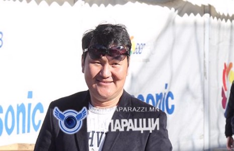 Бөөгийн онгодоо авч, эхнэрээ сольсон Ганзо