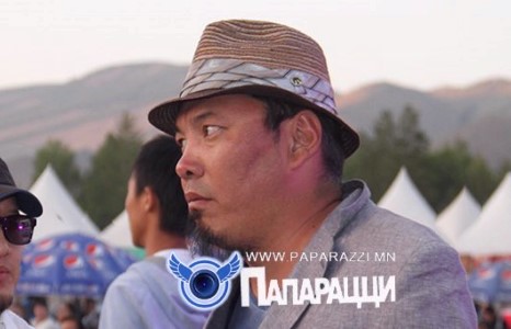 ”Facebook”-ын мангас Өөжгий