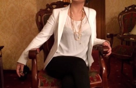 Дуучин Отгоо “хөөрхөн бор охин” байжээ