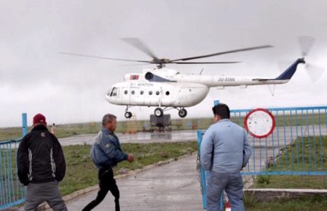 Г.Шийлэгдамба сайд нисдэг тэрэг яаралтай дуудуулжээ