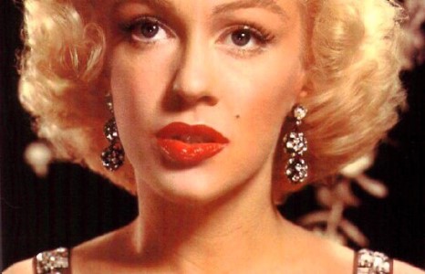 Мэрилин Монрогийн өнгөт зургийг нийтлэв
