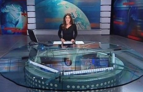 Венесуэлийн телевизийн хөтлөгч нүцэглэв