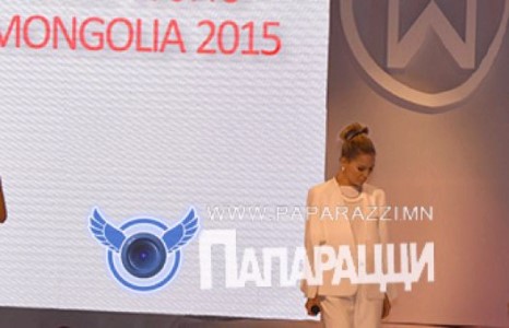 Б.Ангирмаагийн “томоотой” охид эргэн ном журмандаа орлоо