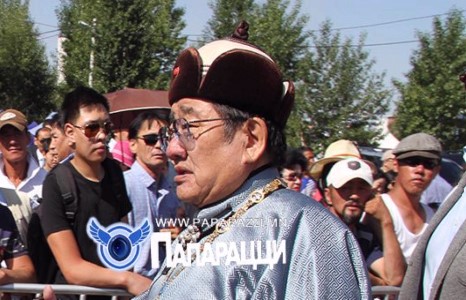 МУ-н анхны ерөнхийлөгч П.Очирбат