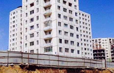 “Хариуцах эзэнгүй” үлдсэн 16-р байрныхан