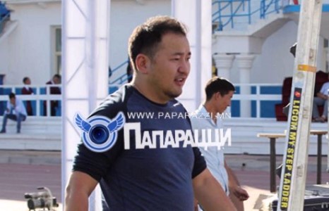 Дуучин Анхаа юунд санаа зовов