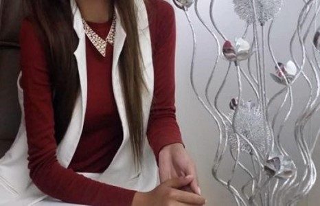 Топ Х.Бадамгэрэл нүцгэн зургаа жилийн дараа дэлгэлээ