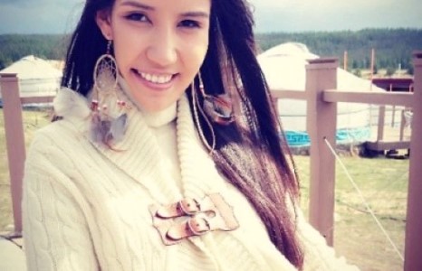 МИСС Д.АРИУНЦЭЦЭГ ОЛОН ЖИЛИЙН ДАРАА НУУЦАА ДЭЛГЭЖЭЭ