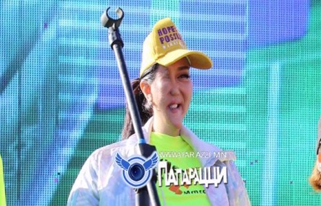  Поп дива Т.Ариунаа бие даасан тоглолт хийнэ