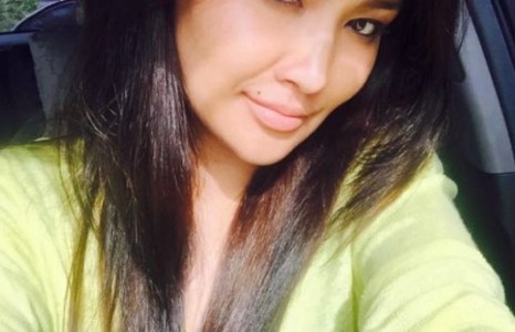 Жүжигчин Б.Хулан “том охиныхоо зургийг анх удаагаа дэлгэлээ”