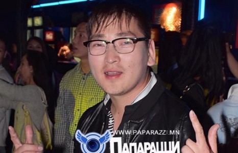 Дуучин Бобо жин хаяжээ 